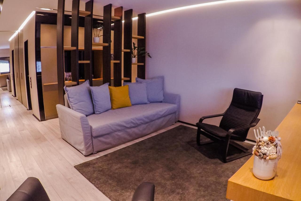 Sóház Panzió és Apartmanház Szolnok Exterior foto