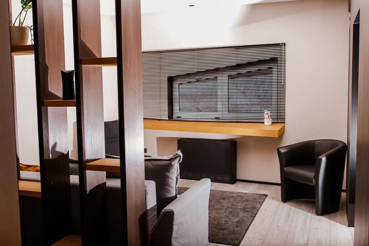 Sóház Panzió és Apartmanház Szolnok Exterior foto